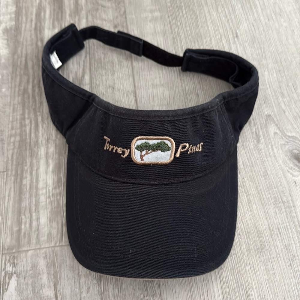 Torrey Pines golf visor